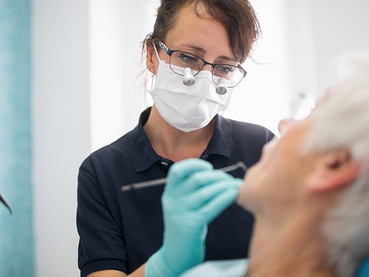 چه زمانی به دندان مصنوعی نیاز دارید؟