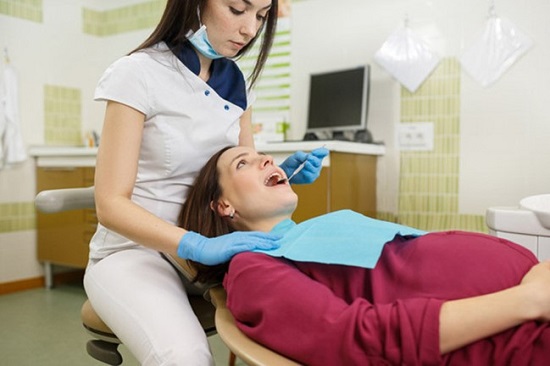 مراجعه به دندانپزشک