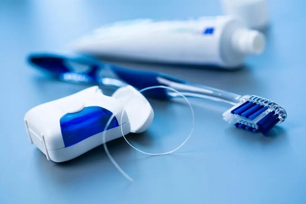 روش‌های پیشگیری از عوارض ارتودنسی در سنین بالا و درمان آن‌ها