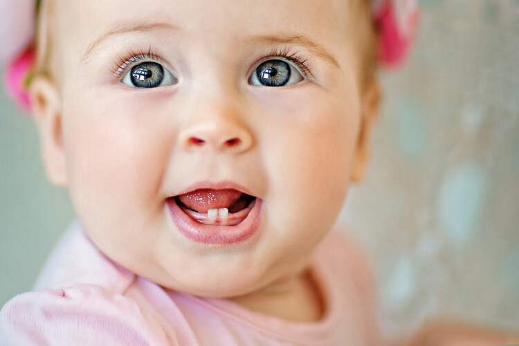 جلوگیری از پوسیدگی دندان کودک و نوزاد
